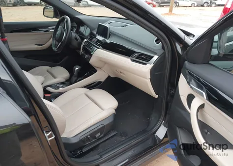 2018 BMW X2 xDrive28I z USA, uszkodzony, nr VIN WBXYJ5C30JEF76880